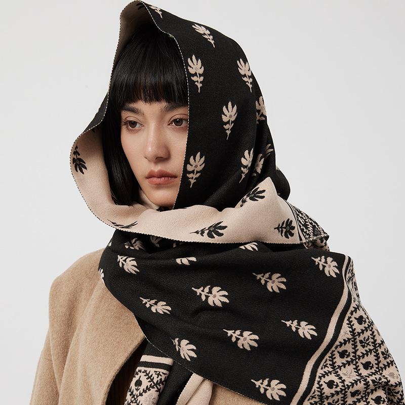 Retro Literature And Art Soft Imitation Cashmere Scarf Female Bohemian Geometry Travel Sunscreen Beach Towel Shawl