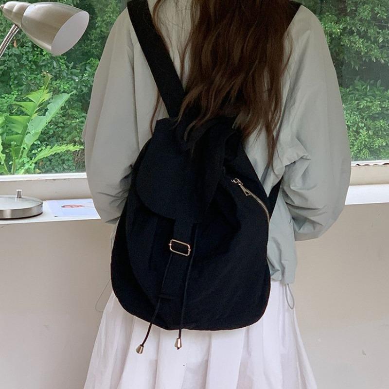 Korean Casual and Artistic Backpack, Lightweight Travel Backpack, College Student Schoolbag