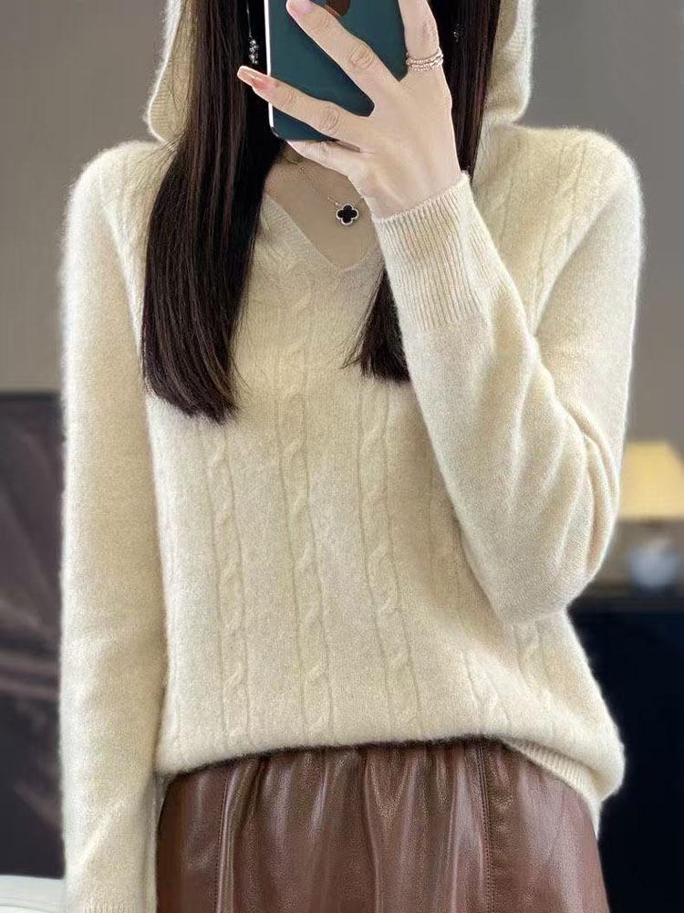 2026 Autumn/Winter Women's Hooded Knit Cashmere Hoodie - Soft & Fluffy Base Layer, Red New Year Edition