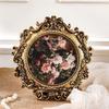 Vintage Ornate Resins Round Photo Frame With Intricate Design For Wall Hanging or Desktop Display Home Decors Gift