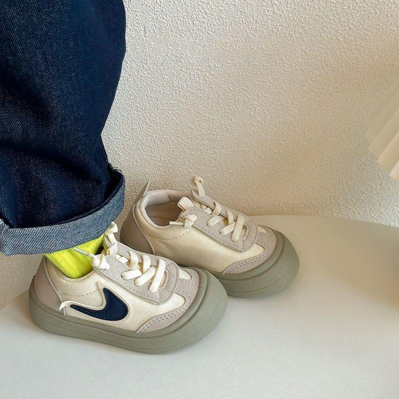 Children's Canvas Shoes Spring and Autumn Children's Soft-soled Sports Shoes Korean Version Kindergarten Baby Indoor Shoes Versatile Fashion