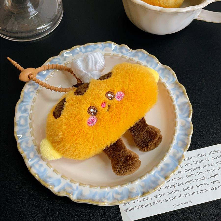 Plush Food Charm Keychain – Cake & Baguette Dolls, Fun School Activity Gift