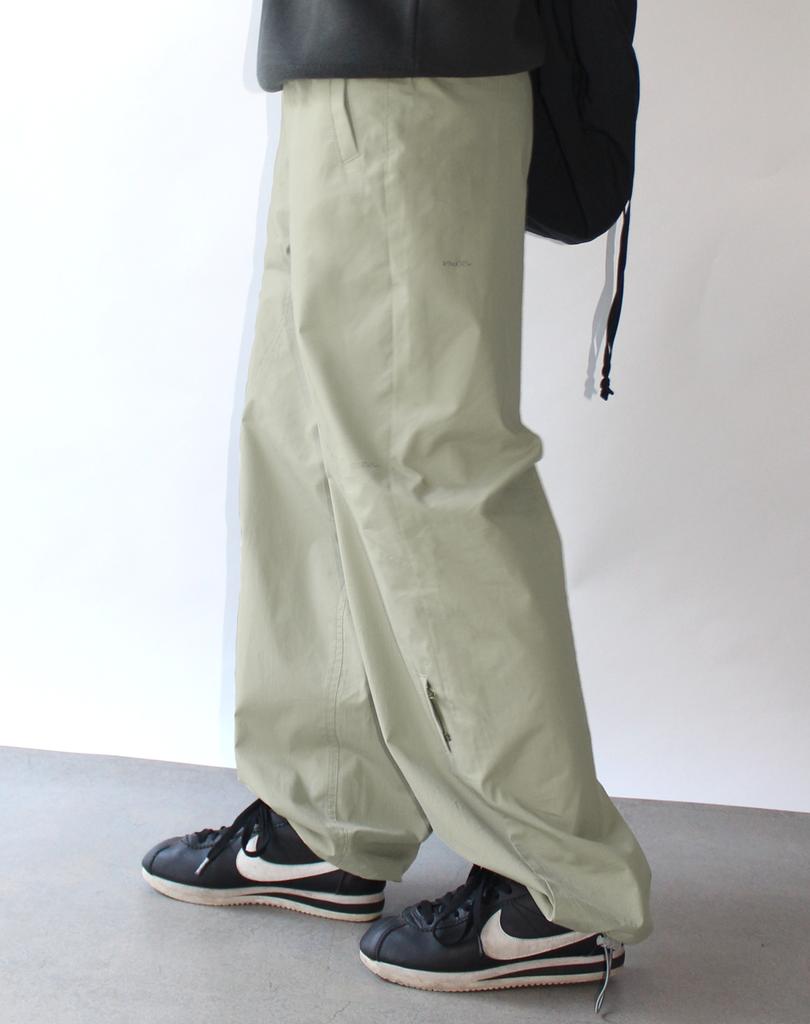 PMCO Curved Cut Wide Pants (Khaki Beige)