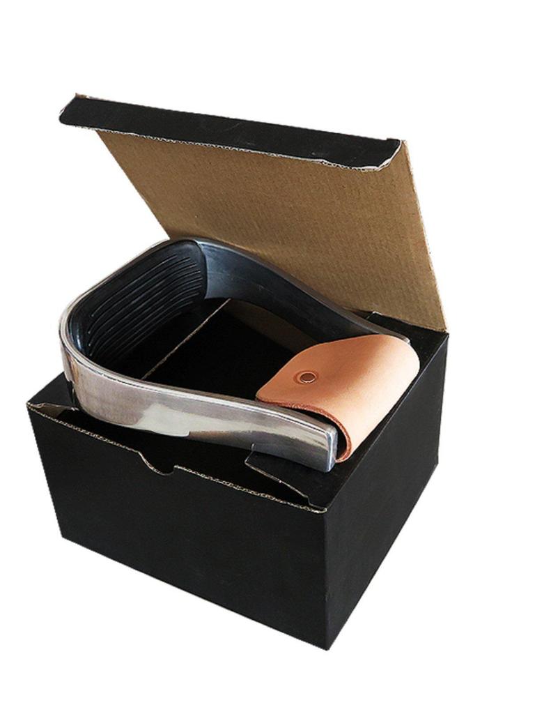 Western Aluminum Stirrup, 120mm Inner Width, Genuine Cowhide Cover, Color Box Packing
