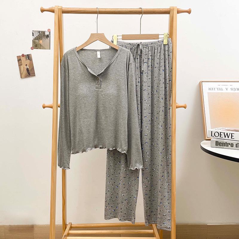 Dammode Blommig Långärmad Pyjamas Set med Bröstvadd - Plus Size, Lös Passform, Casual Hemmakläder