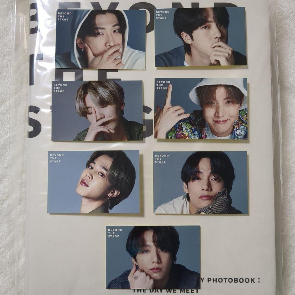 [USED] BEYOND THE STAGE BTS Photobook with Bonus Sticker