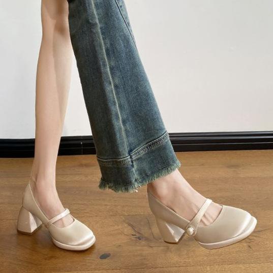

New Chinese Mary Jane high heels women s 2025 spring and autumn wind summer cheongsam shoes horse dress shoes thick heel single shoes women 40