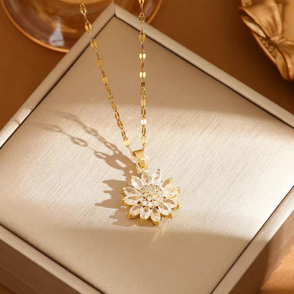 Exquisite Micro-Inlaid Full Diamond Real Gold Titanium Steel Necklace - Women's Luxury Clavicle Chain