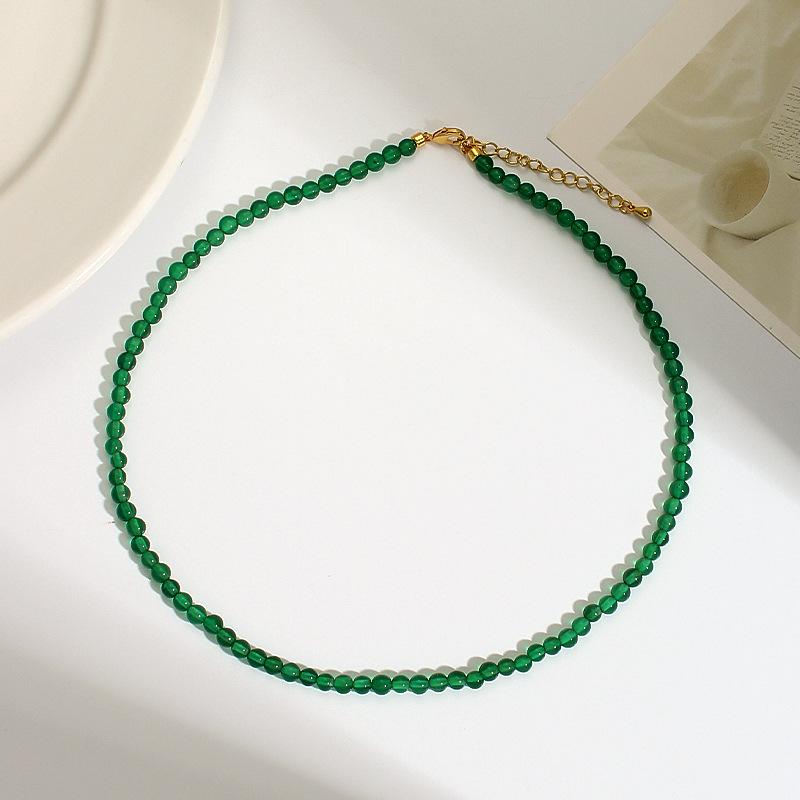 Elegant Green Agate Layered Necklace: High-End Ethnic Design with Chalcedony Beads, New Chinese Fashion Style