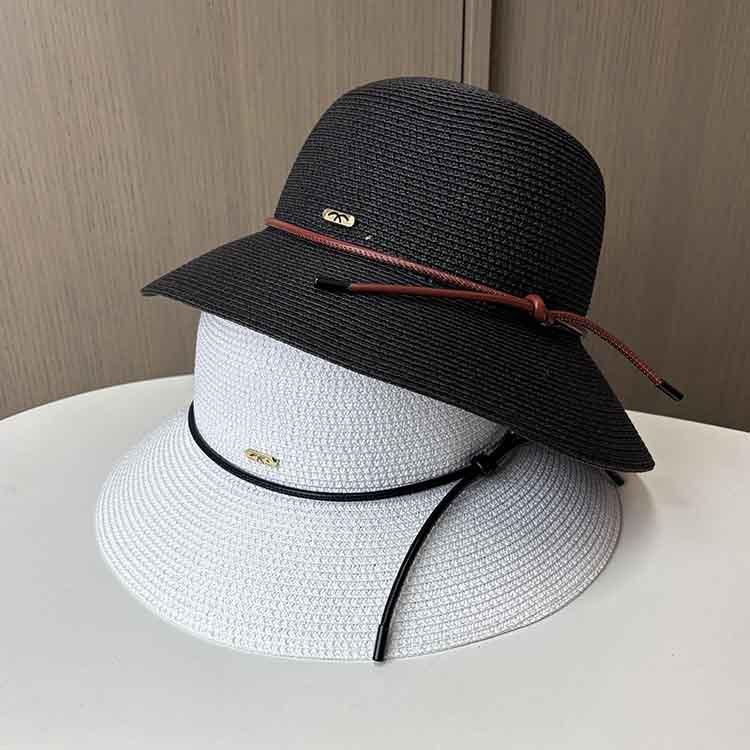 New casual simple big-brimmed straw hat, leather rope strap, beach hat, summer women's seaside UV protection sun hat