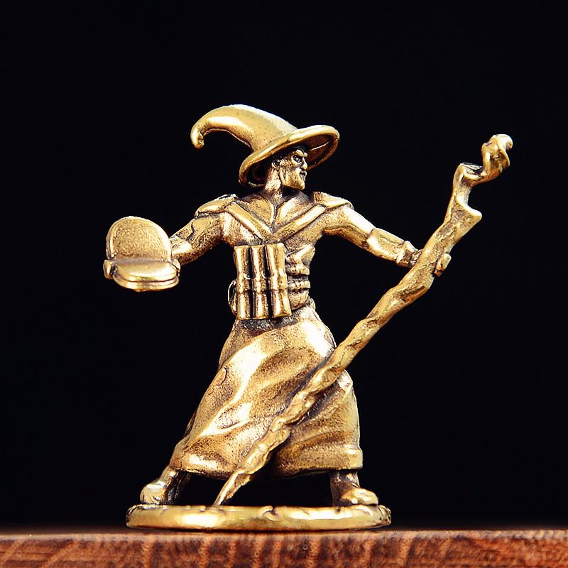 Brass Antique-Style Wizard Figurine Decorative Desktop Ornament Vintage Metal Sculpture Collectible Brass Antique-Finish