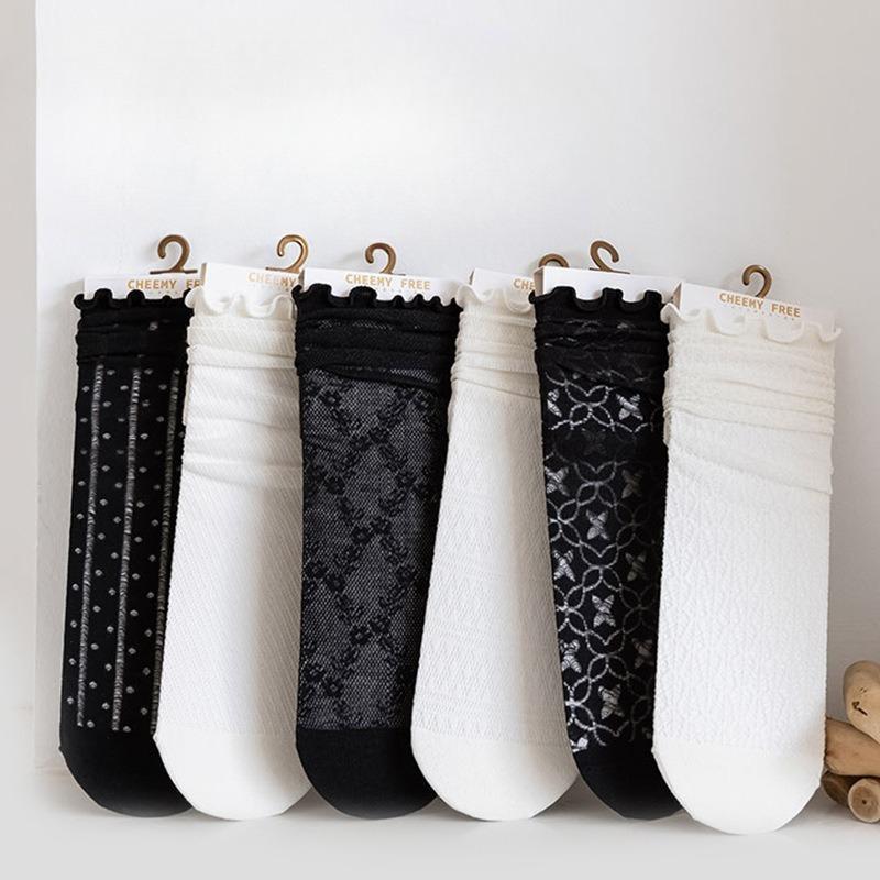 Lace Hollowed-out Mesh Princess Socks, Black and White Retro Black Ear-trimmed Women's Pile-up Socks, Long Socks
