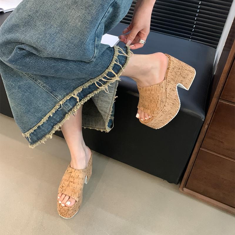 Fashion 12cm New Style Thick-bottomed Thick Heels and Large Size for Women To Wear in Summer Slippers of Size 34-43 Zapatos Mujer
