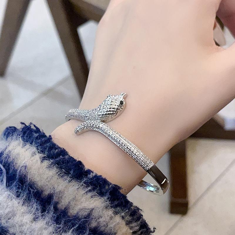 Niche Design Dark Personality Snake Open Ring Stacking Wearing High Sense Fashion Cold Wind Ring