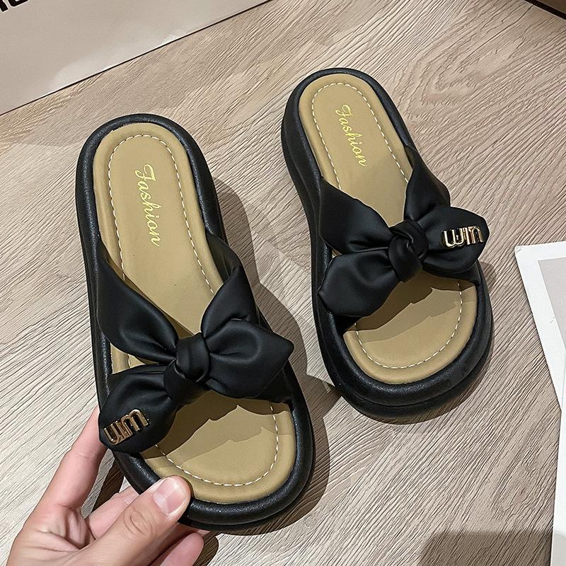 Platform slippers women's summer wear fashion 2025 new one-pedal beach sandals with skirt cool slippers