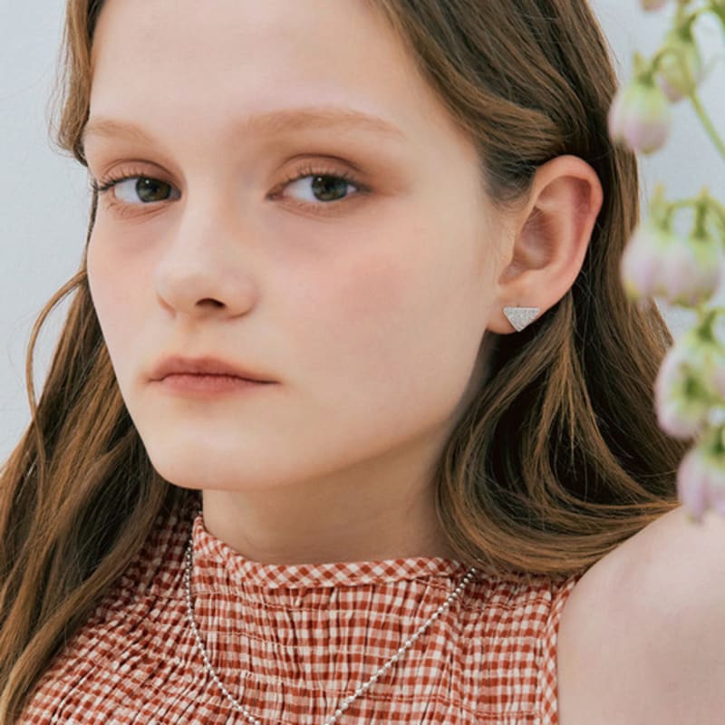 

JYDDM 925 Diva s Triangle Earrings SILVER