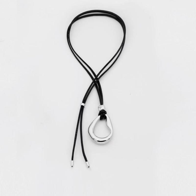 75cm Verstellbare Geometrische Schwarze Leder Choker Halskette für Damen - Grenzüberschreitender Schmuck