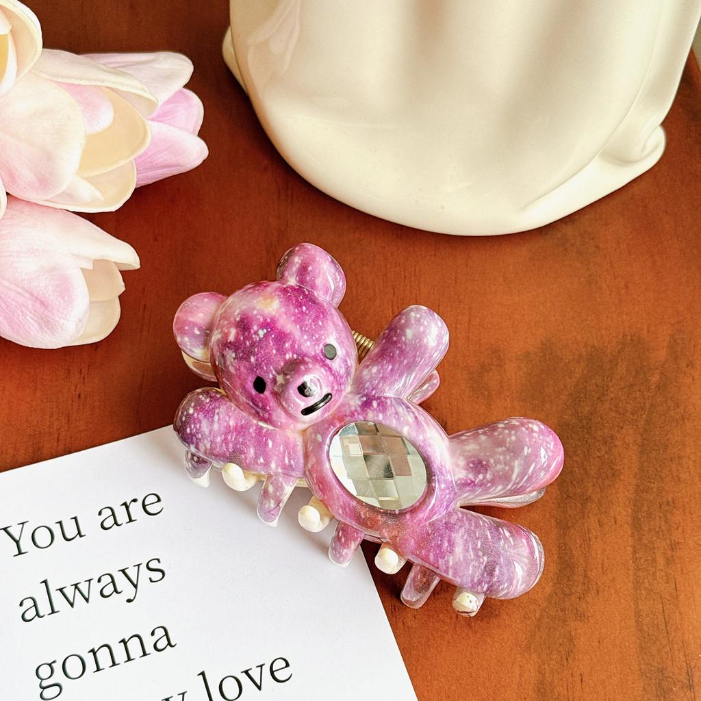 

Stylish Dowe Bear Claw Hair Clip In Gradient Purple And Elegant Pastel Colors For Fashionable Hairstyles Gradient Purple