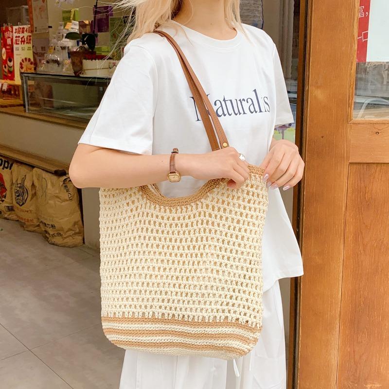 Textured Woven Handbag Large-capacity Underarm Single-shoulder Bag for Seaside Vacation and Leisure Women's Bag