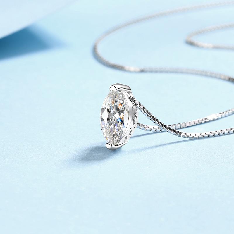 Tezzc 1ct Moissanite Necklaces for Women Marquise Shape Pendant S925 Silver with Gold Plated Party Necklace Design Chain Jewelry