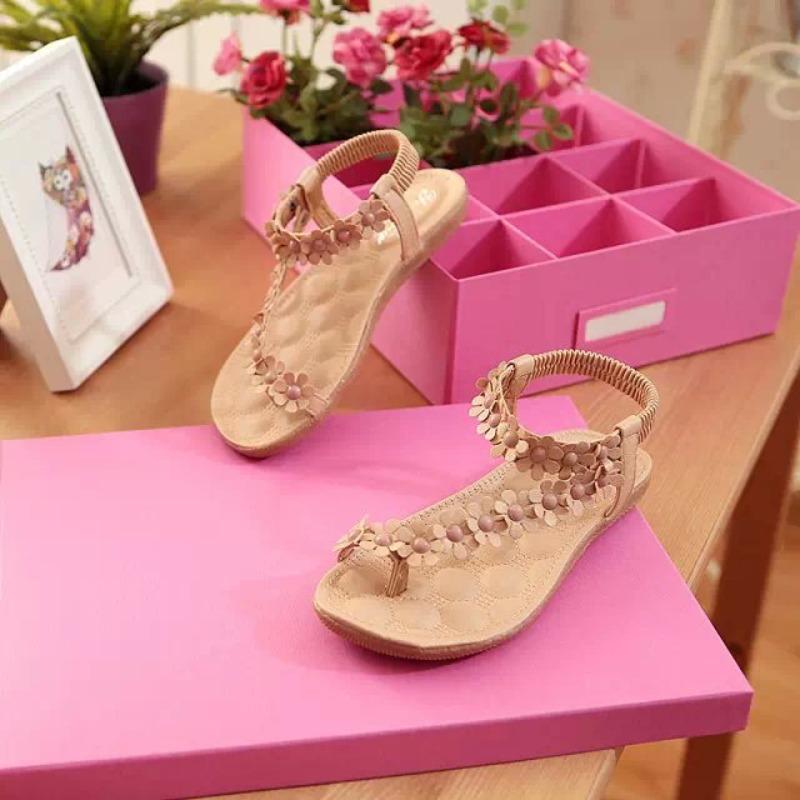 Plus Size Women's Shoes Summer New Flat Bohemian Studded Sandals Beach Shoes