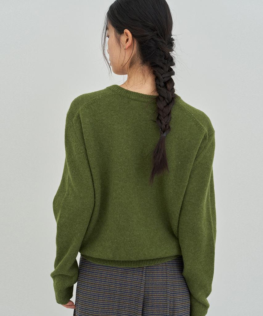 Oeoseoul Classic V-Neck Knit [Olive Green]