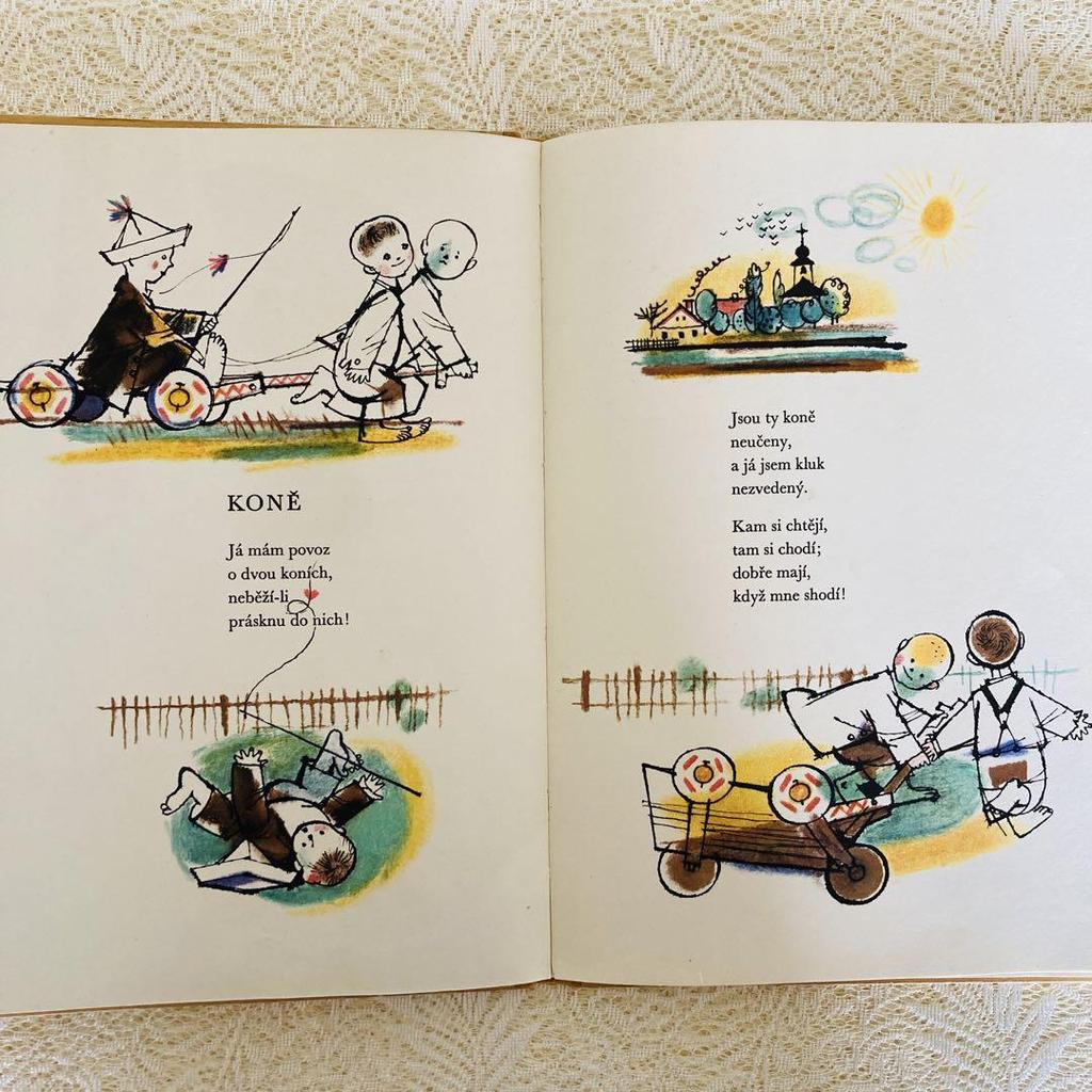 [USED] Foreign books, old books, 1943, Czech old picture books, poetry collections, illustrations by Adolf Zabranski