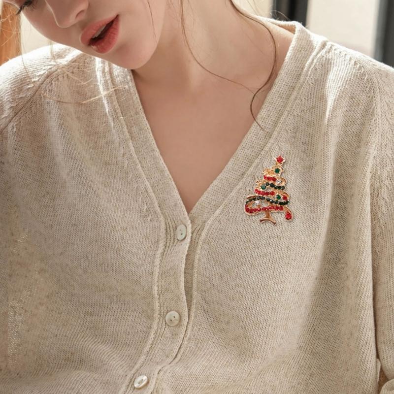 Festive Snowman Pin Christmas Tree Decoration Creative Alloy Brooch Adorned With Crystals Rhinestones Holiday Outfit