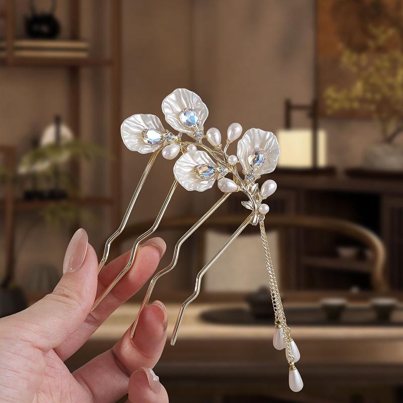 

2026 New Chinese Style Shell Flower Hair Sticks Women Pearl Petal Waterdrop Zircon U-Shaped Hair Comb Elegant Hairpin Accessorie