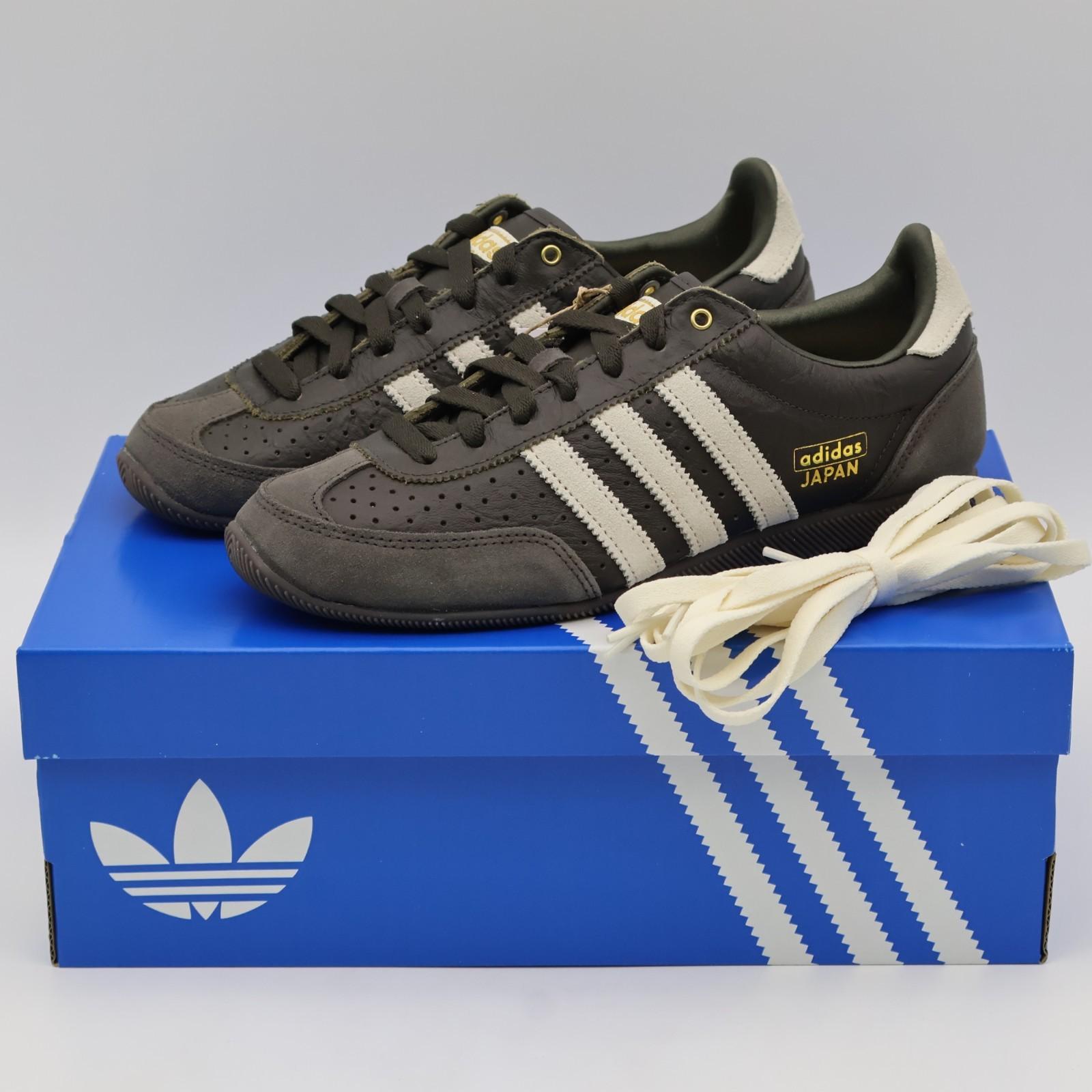 KI1198 adidas Originals Japan Shadow Olive Cream White Gold Metallic (Women s) 5.5