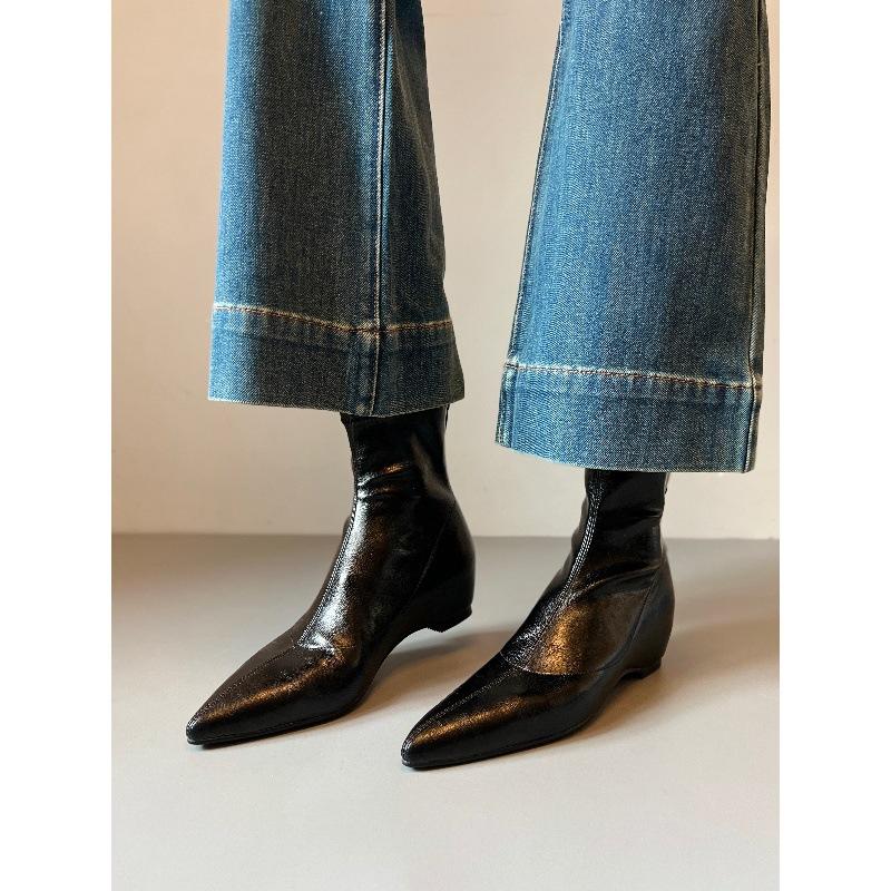 Retro Pointed-toe Insole Height-increasing Women's Shoes and Versatile Ankle Boots