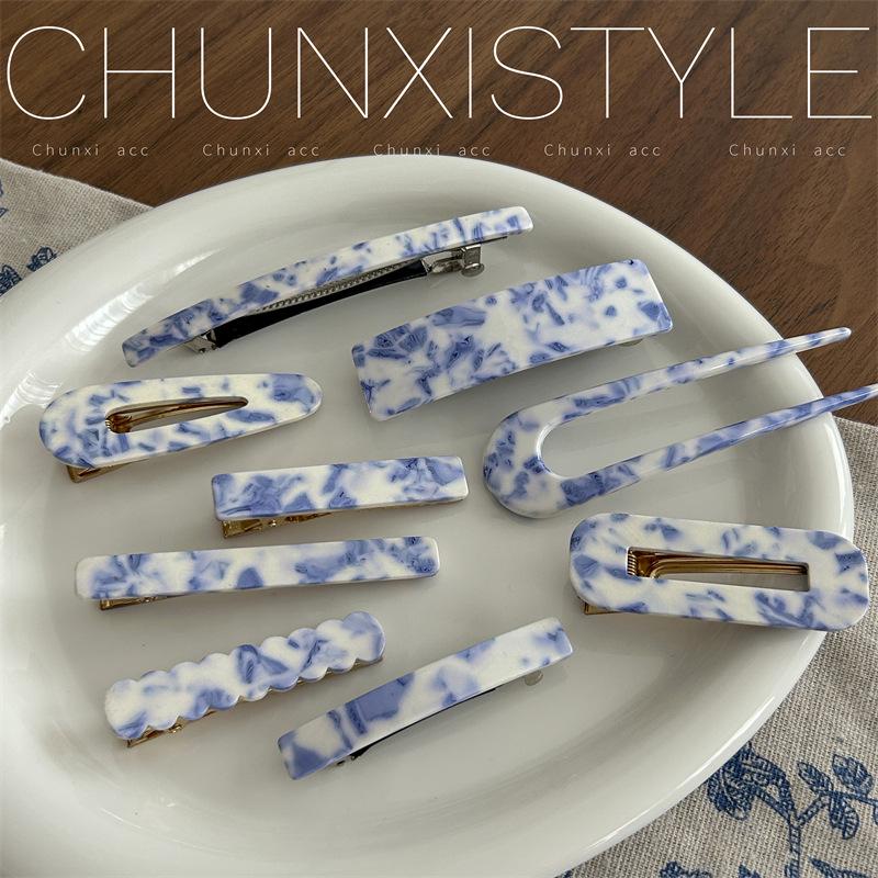 Retro modrá a bílá porcelánová vzorovaná sponka do vlasů: Acetátová sponka do vlasů žralok v čínském stylu