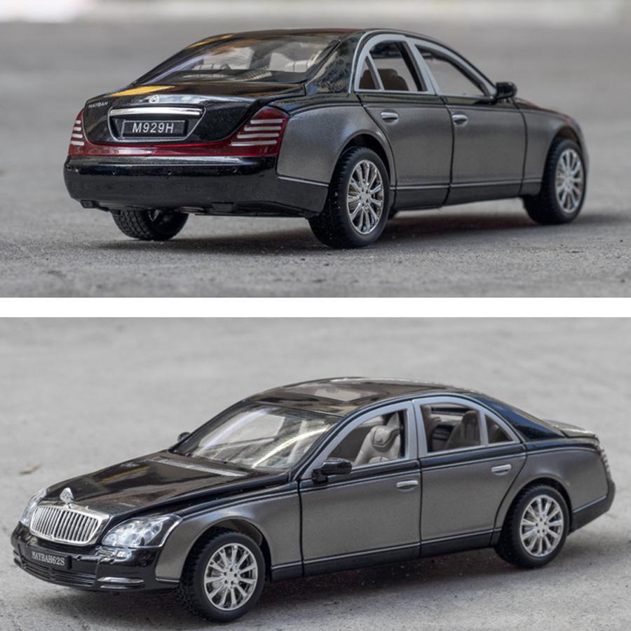 1/24 Scale Benz 62S Diecast Car Model Toy, Pull Back Toy Vehicle with Sound and Light for Kids Toddler Boys Girls Gift Collection