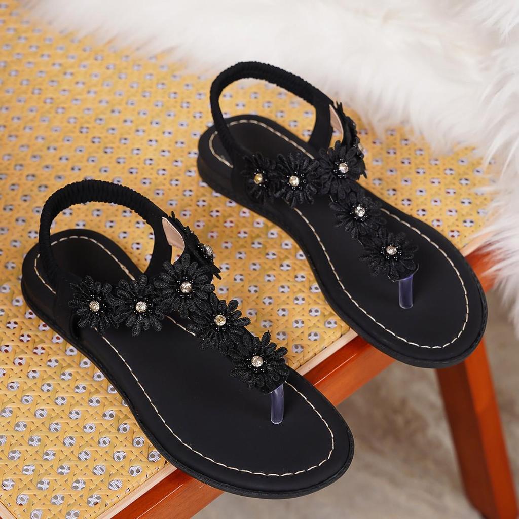 2025 Bohemian Flower Rivet Thong Sandals, Women's Holiday Versatile Plus Size Beach Flats