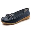 Women's spring and summer new 35-44 sandals, mom's genuine leather shoes, breathable and anti-slip casual loafers