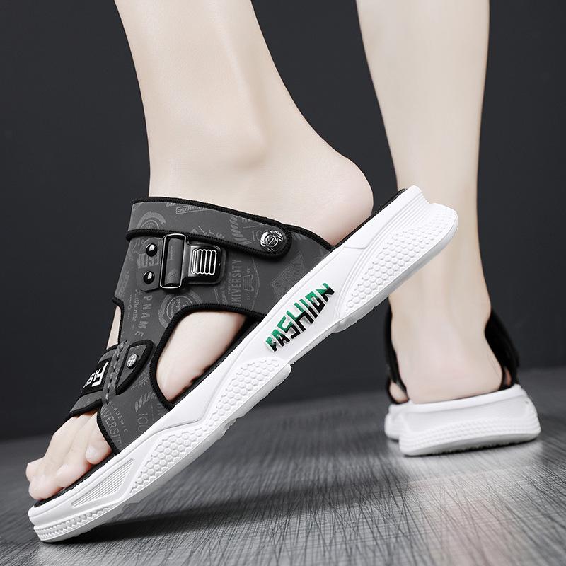 Slippers men's summer new personalized design outdoor leather soft bottom shock absorption casual sandals