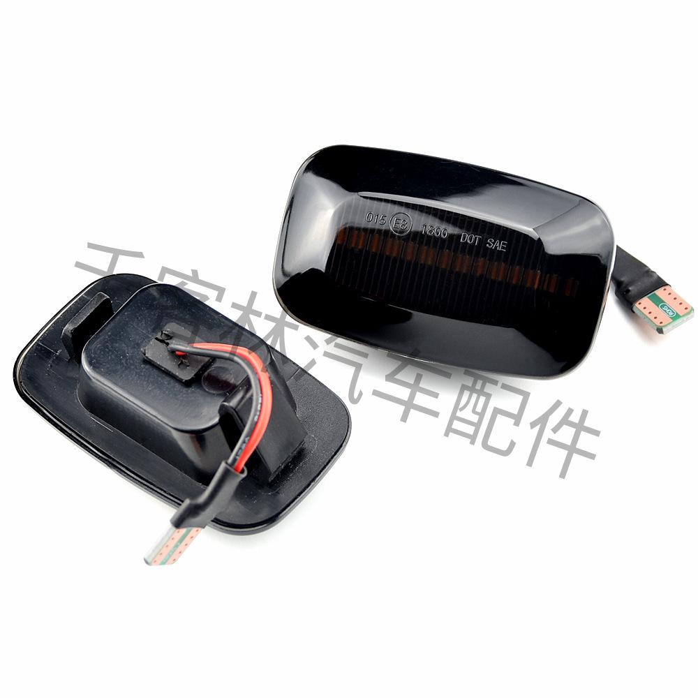 Toyota Land Cruiser 70/80/100 Series LED Fender Turn Signal Light