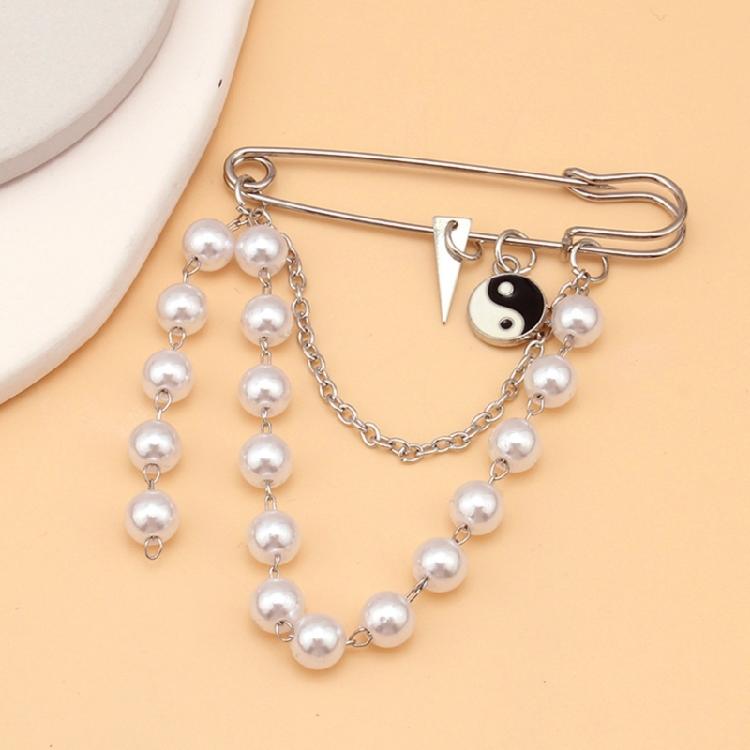 Elegant Pearls Brooch Fun Ornament for Backpacks Clothes Bags Hats Accessories Elegant Pin Crystal Rhinestones