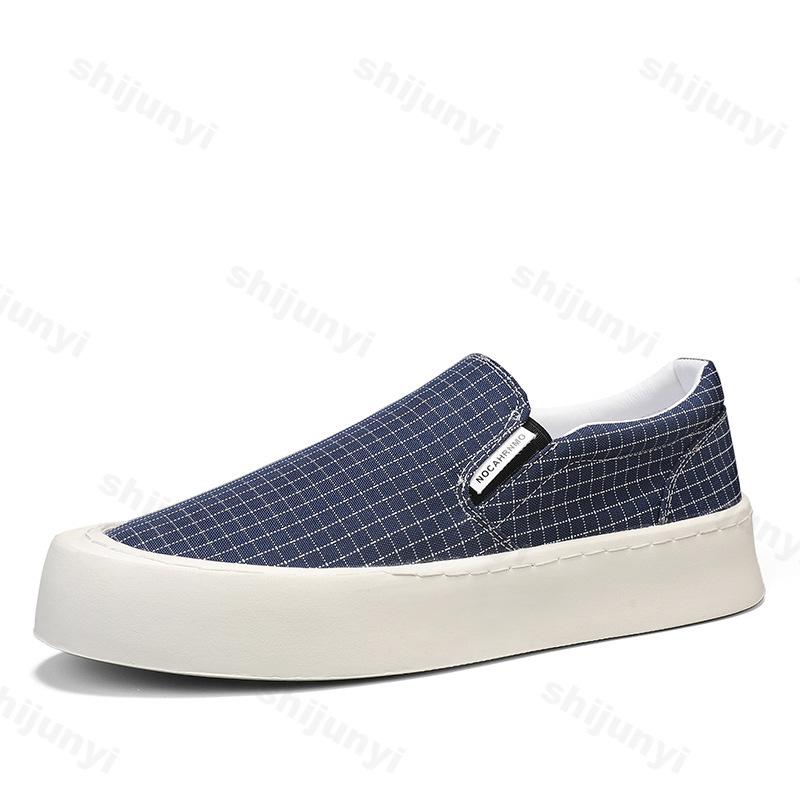 Fashion 2025 Spring New Men's Low Cut Thick Soled Canvas Shoes Slip on Fashion Trend Comfortable Lightweight Non slip Platform sneakers