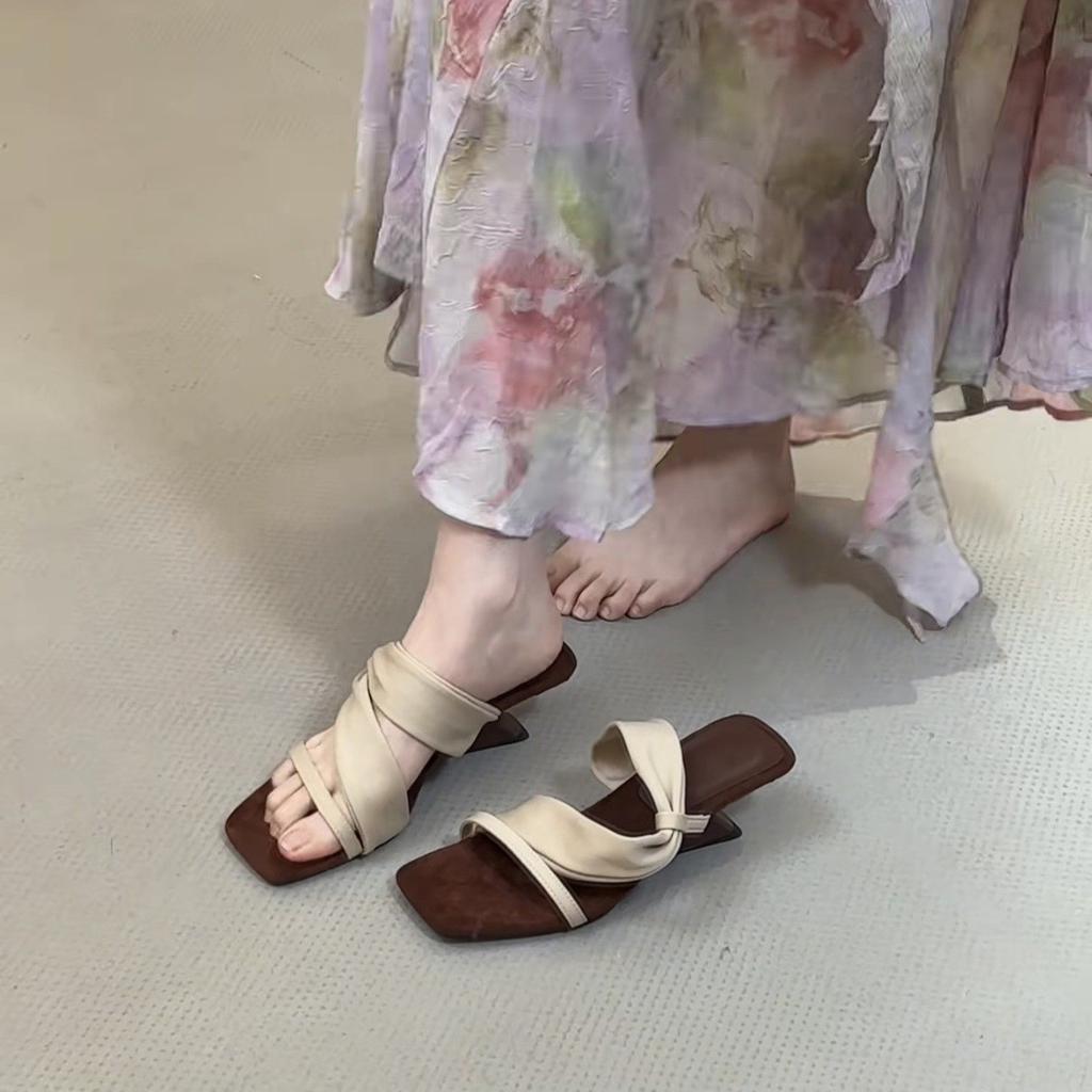 Color matching retro babes! Square head suede one-word with wedge heels slippers women's summer open-toed high-heeled sandals