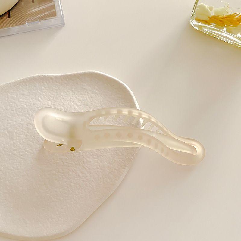 1PC Simple and Transparent Frosted Duckbill Clip, Women's French Lazy Style, Creative Temperament Hair Clip, Hair Accessory