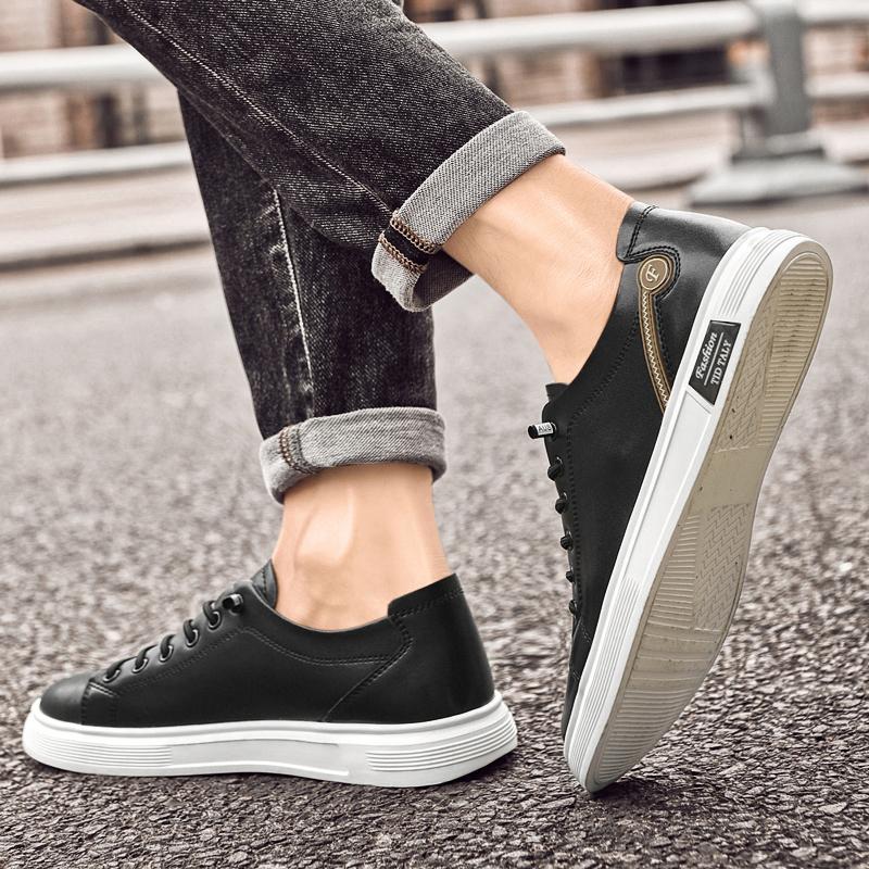 Fashion New Men Casual Walking Footwear Outdoor Mens Non-Slip Sneakers Genuine Leather Men Skate Shoes Stylish Male Comfortable Flats