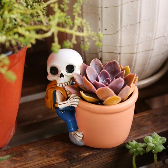 Cute Skeleton Planter Decorative Resin Flowerpot Small Skeleton Plant Pot for Succulents Halloween Desktop Decoration