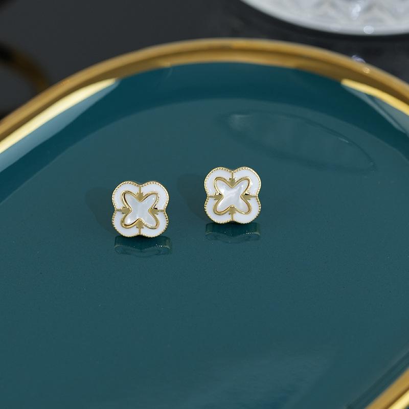 Shell Dripping Oil Four-Leaf Flower Stud Earrings High-End Fashion Versatile Earrings Big-Name Temperament Earrings