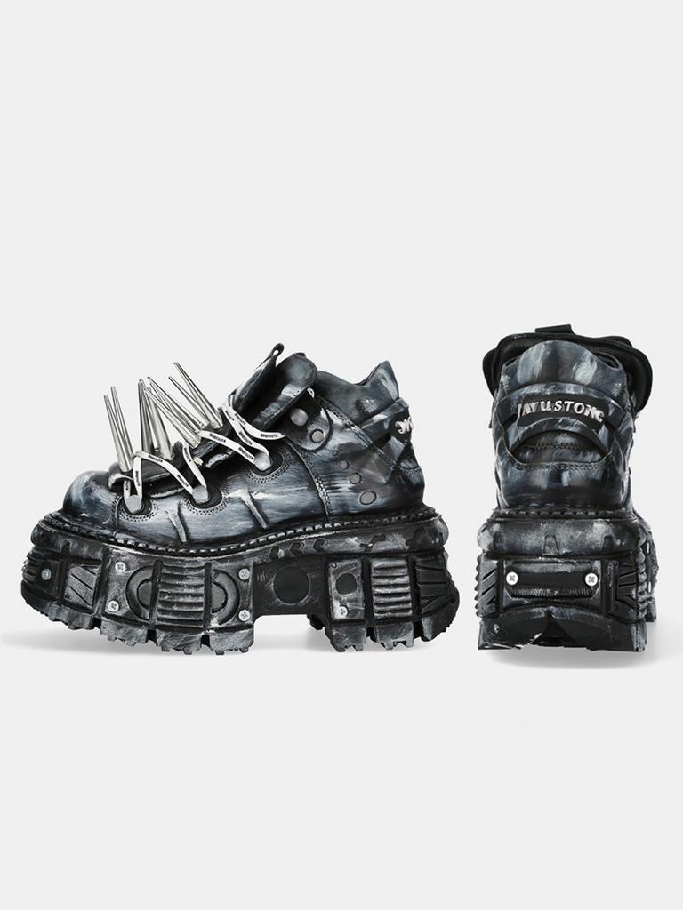 Spanish Dark Tank Platform Punk Rock Heightened Muffin Metal Spikes Men's and Women's Fried Street Dad Shoes