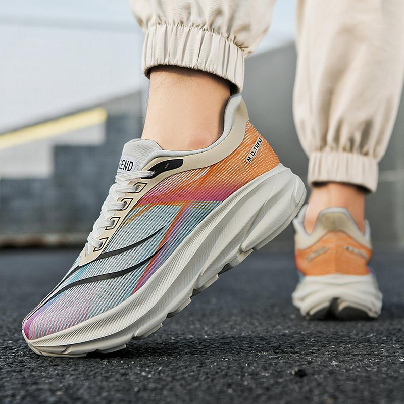 Basketballschuhe Herren Frühling und Sommer Neuer Student Atmungsaktiv Low-Top Rutschfest Kampf Jugend Gedämpfte Sportschuhe Herren