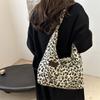 Leopard Print Underarm Bag Women's Large-capacity Corduroy Tote Bag Retro Fashion Commuter Versatile Shoulder Bag Handbag