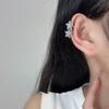 Flash diamond simple star no ear hole ear bone clip niche design fashionable earclip earrings light luxury high-end earrings women