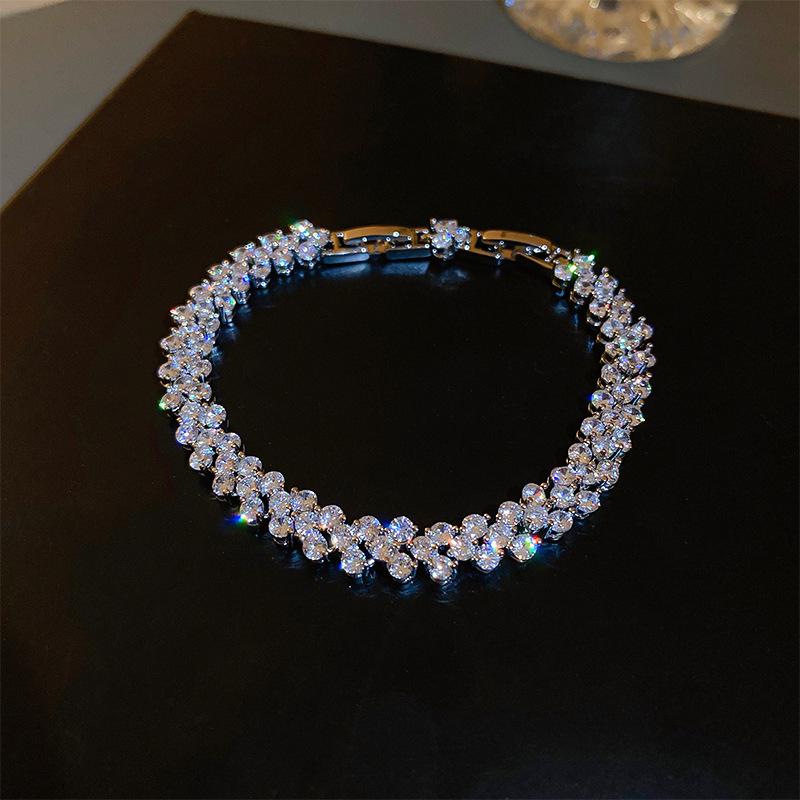 Pulsera coreana ajustable de flor de rombo de circón - Joyería elegante y versátil para mujer