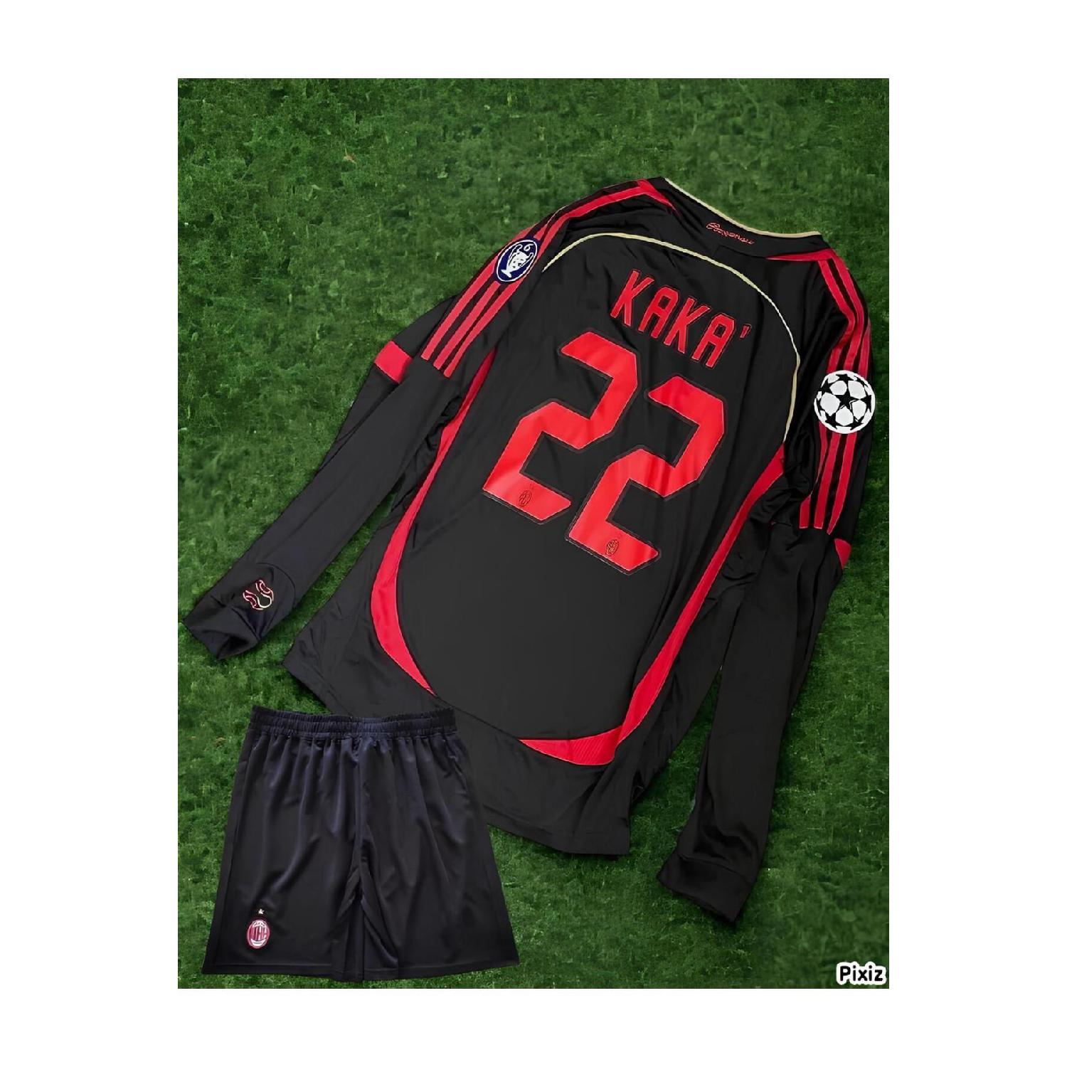 

Детское футбольное джерси Kaka Kids.... 7-8 Yaş белый